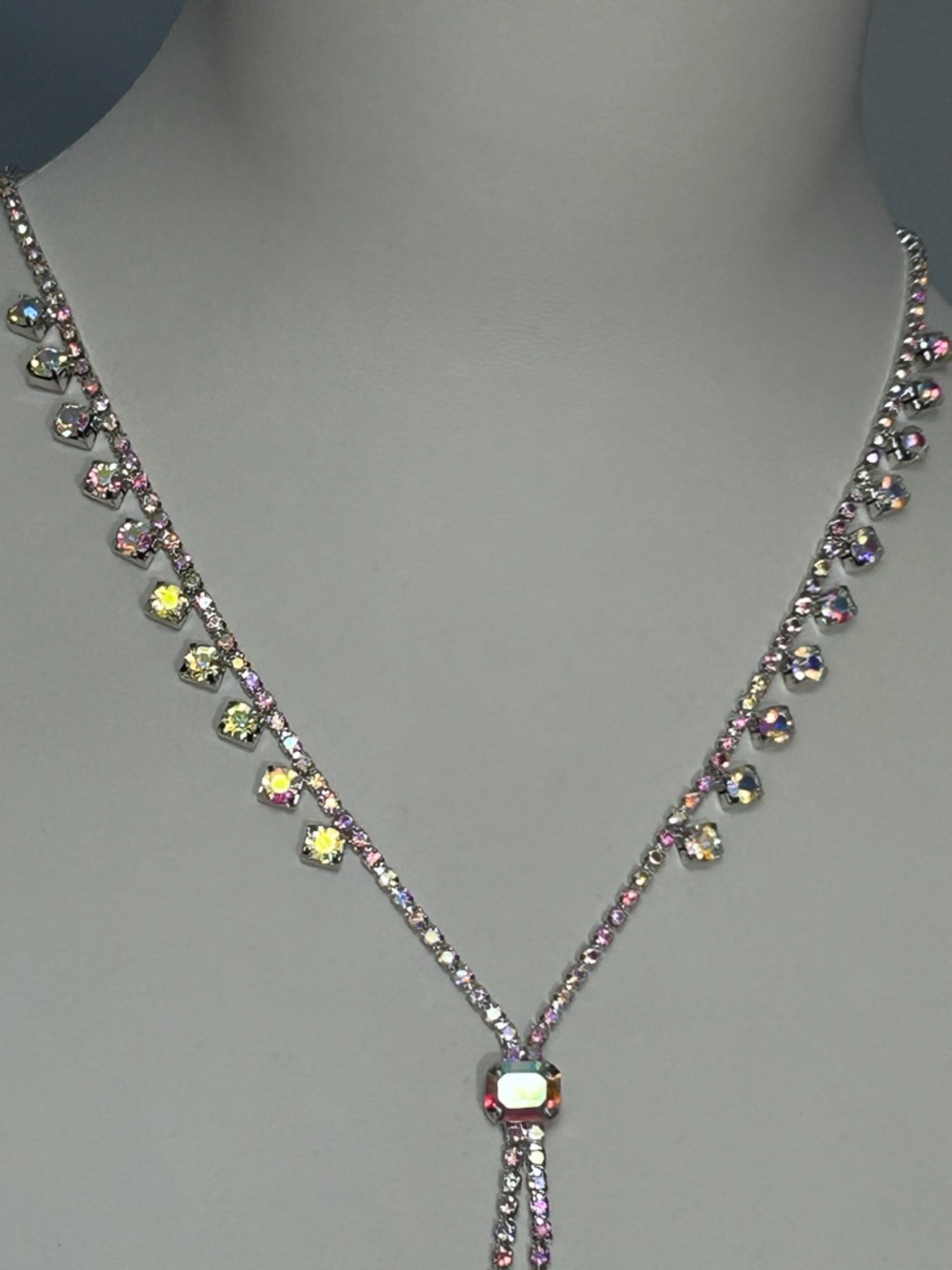 paparazzi Silver-Toned Lariat Necklace AB iridescent rhinestones - Picture 3 of 5